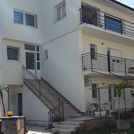 Apartment Mirta Pula Ngoại thất bức ảnh