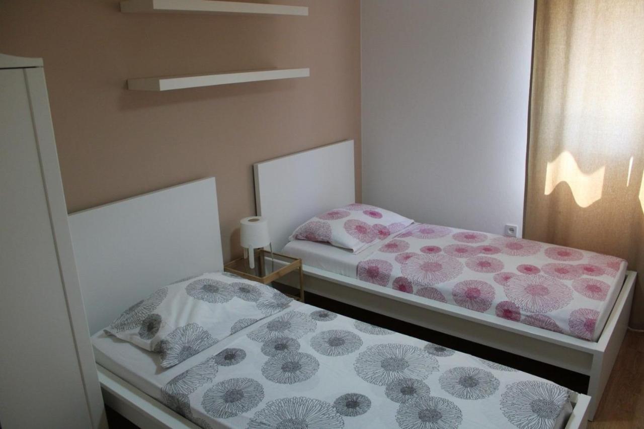 Apartment Mirta Pula Ngoại thất bức ảnh