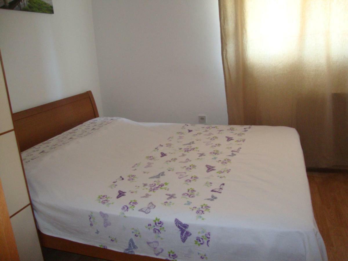 Apartment Mirta Pula Ngoại thất bức ảnh