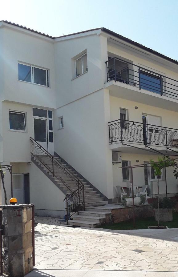 Apartment Mirta Pula Ngoại thất bức ảnh